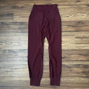Lululemon Maroon Align Jogger 2 Women Pockets High Rise Athleisure Yoga Gym
